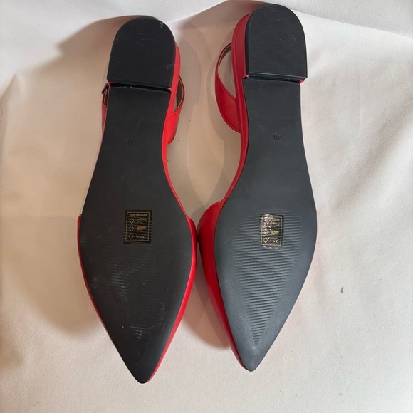 MATT & NAT Sz 40 Pointy Toe Vegan Leather Slingback Sandals Low Heel in Red - Picture 10 of 10